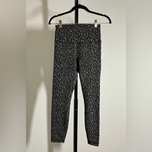 lululemon athletica Multicolor Patterned Leggings - Picture 2 of 8
